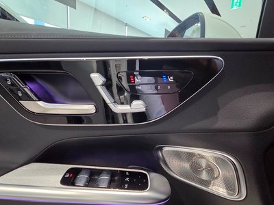 2025 Mercedes-BENZ GLC — миниатюра 11