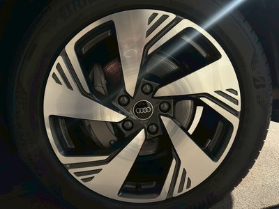 2025 AUDI Q6 E-TRON — миниатюра 11