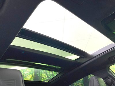 صورة 4 لـ 2023 Lexus NX