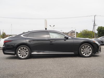 LEXUS LS - 9