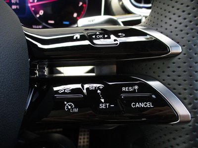 2025 Mercedes-BENZ GLC AMG 缩略图 27