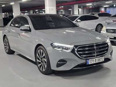 MERCEDES-BENZ E-CLASS - 2