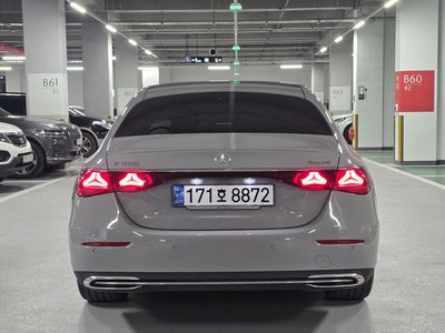 MERCEDES-BENZ E-CLASS - 6