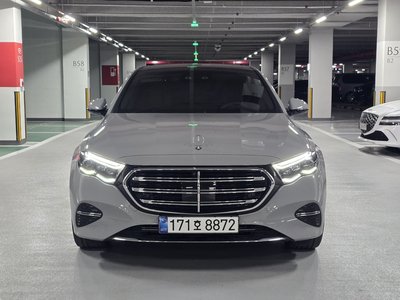 MERCEDES-BENZ E-CLASS - 5