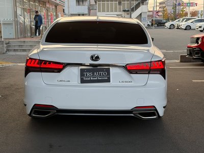 LEXUS LS - 5