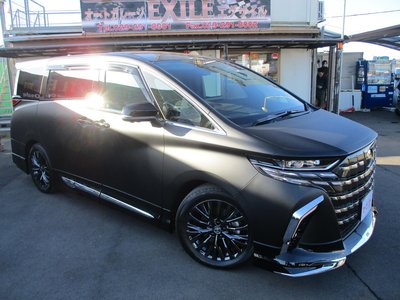 TOYOTA ALPHARD - 1