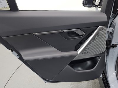 2025 BMW 5 SERIES — миниатюра 15