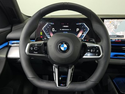 2025 BMW 5 SERIES — миниатюра 19
