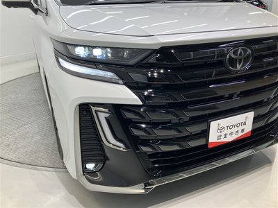 TOYOTA VELLFIRE - 10