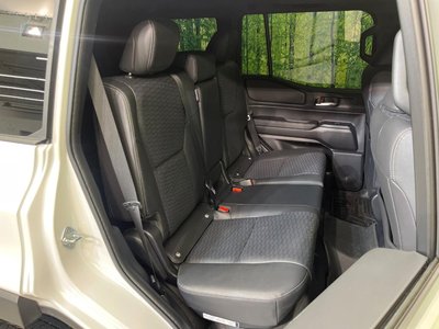 TOYOTA LAND CRUISER 250 - 9