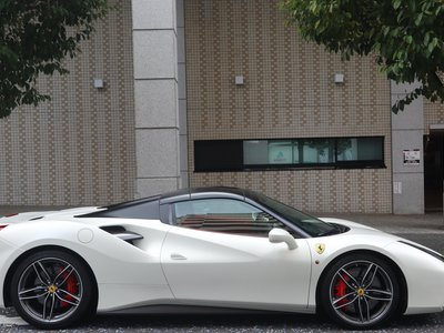 FERRARI 488 SPIDER - 8