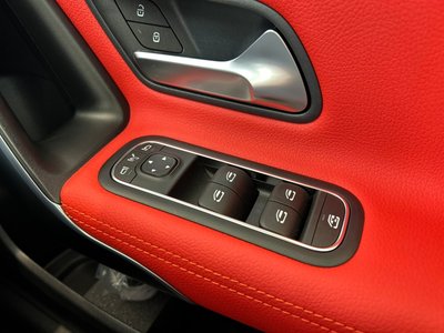 2025 Mercedes-BENZ A-CLASS AMG — миниатюра 17
