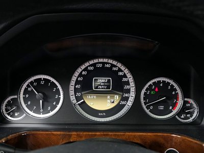 MERCEDES-BENZ E-CLASS - 8