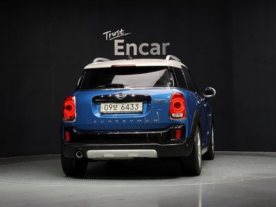 MINI COOPER D COUNTRYMAN - 3