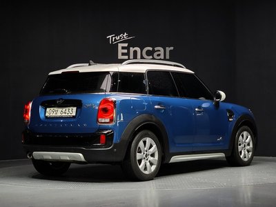 MINI COOPER D COUNTRYMAN - 4