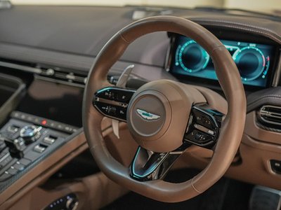 ASTON MARTIN DB12 - 3