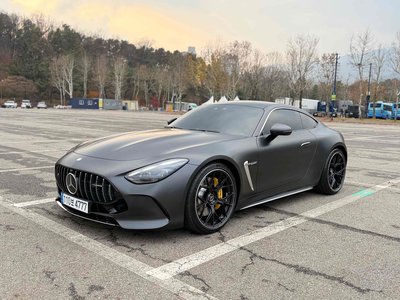 MERCEDES-BENZ GT C192 AMG