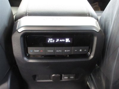 صورة مصغرة 22 لـ 2026 Toyota LAND CRUISER 250