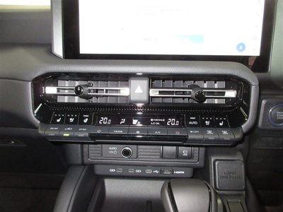 صورة مصغرة 15 لـ 2026 Toyota LAND CRUISER 250