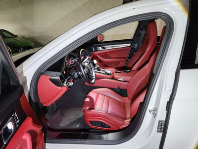 PORSCHE PANAMERA - 7