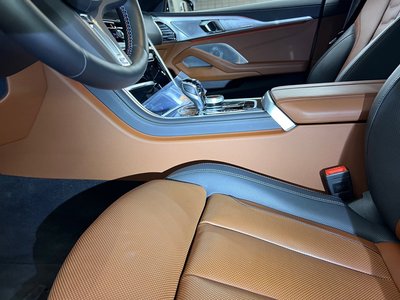 BMW 8 SERIES - 7
