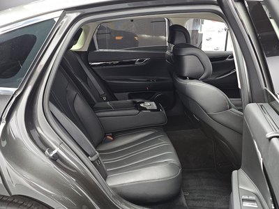 2022 Genesis G80 (RG3) — миниатюра 16