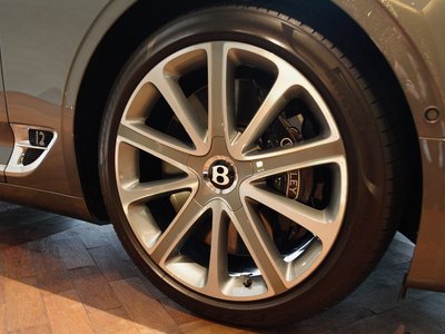 BENTLEY CONTINENTAL - 9