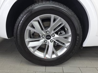 صورة 6 لـ 2024 Genesis GV70