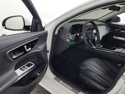 MERCEDES-BENZ E-CLASS - 10