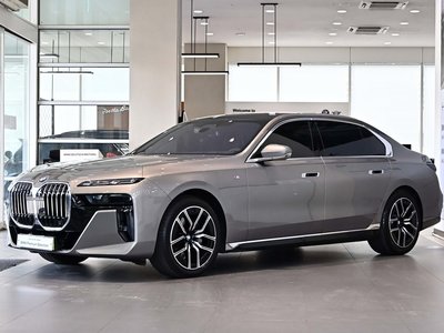 2025 BMW 7 SERIES — фото 1