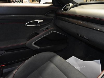 2022 Porsche 718 缩略图 26