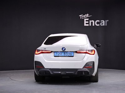 BMW I4 - 4