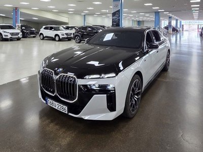 BMW 7 SERIES - 1