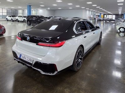 BMW 7 SERIES - 4