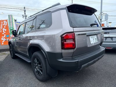 2024 Toyota LAND CRUISER 250 — миниатюра 11