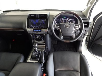 TOYOTA LAND CRUISER - 5