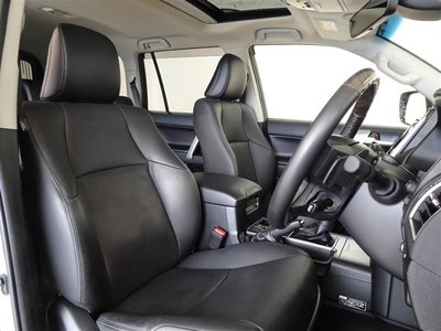 TOYOTA LAND CRUISER - 4