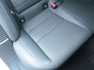 2022 Lexus IS thumbnail 51