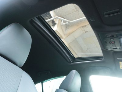 2022 Lexus IS thumbnail 11