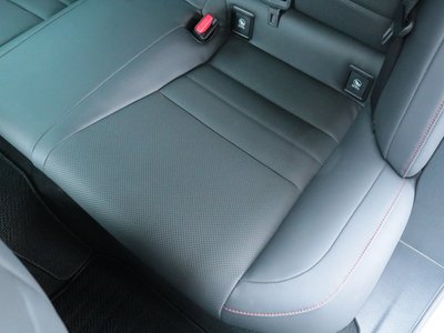 2022 Lexus IS thumbnail 55