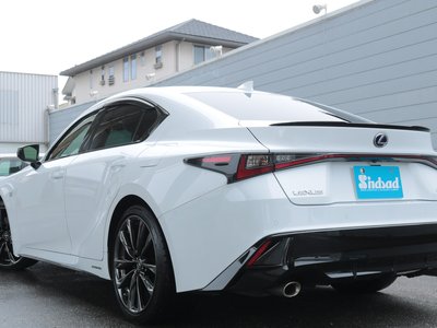 2022 Lexus IS thumbnail 33