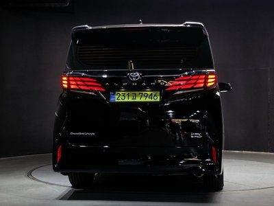 TOYOTA ALPHARD - 4