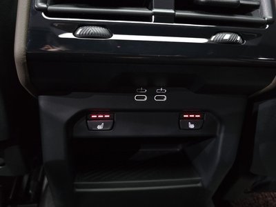 2024 BMW 5 SERIES 缩略图 25