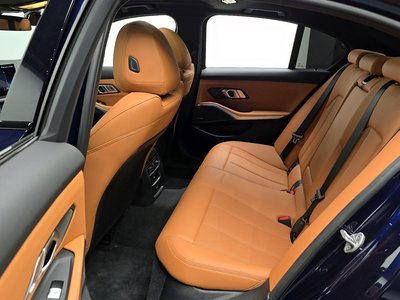 صورة مصغرة 11 لـ 2025 BMW 3 SERIES