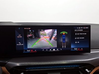 صورة مصغرة 14 لـ 2025 BMW 3 SERIES