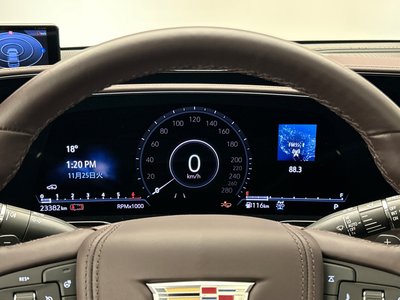 CADILLAC ESCALADE - 8