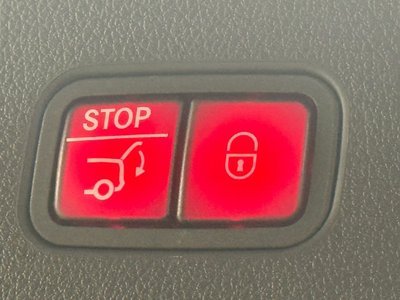 MERCEDES-BENZ GLC - 10