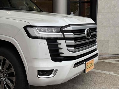 TOYOTA LAND CRUISER - 5