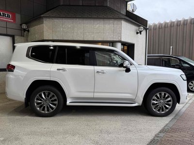 TOYOTA LAND CRUISER - 2