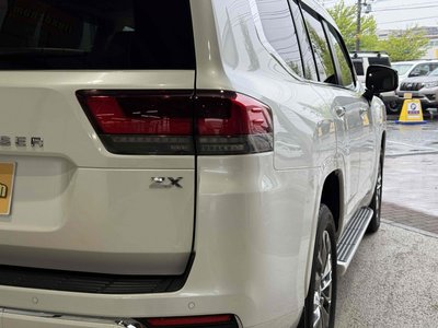 TOYOTA LAND CRUISER - 8